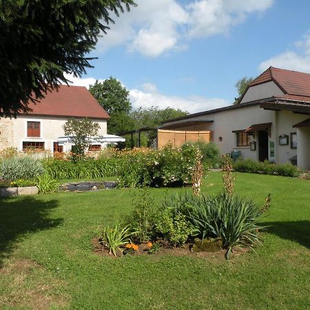 Tente Familiale Au Camping Hautoreille Bannes  ภายนอก รูปภาพ